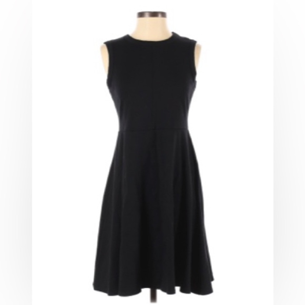 🌺 2/$20 Banana Republic black A line dress size small